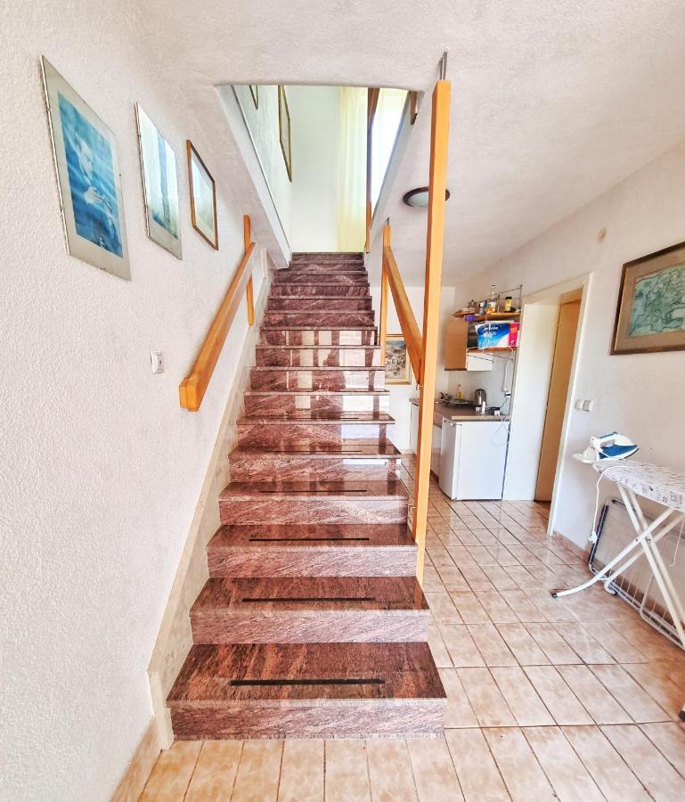 Apartments Discovery 2 Ljubuski Ngoại thất bức ảnh
